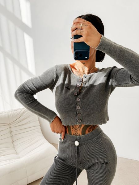 Komplet damski OLAVOGA MALES 2026 szary