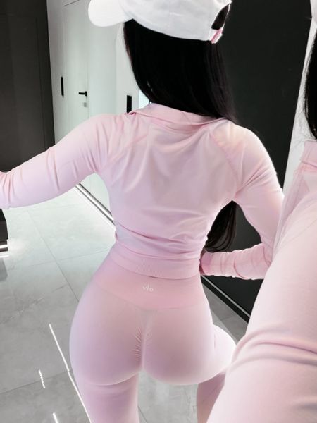 Komplet sportowy dopasowany damski ,,LASARI” Ola Voga różowy