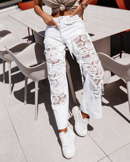 Jeansy damskie z koronką wide leg BALTIS Ola Voga białe