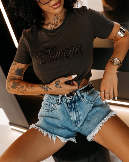 T-shirt damski regular fit „AMARA” Ola Voga brązowy