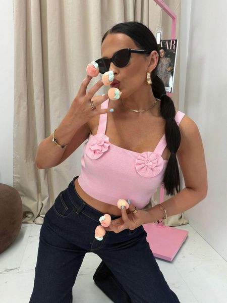 Dzianinowy top z kwiatami La Milla