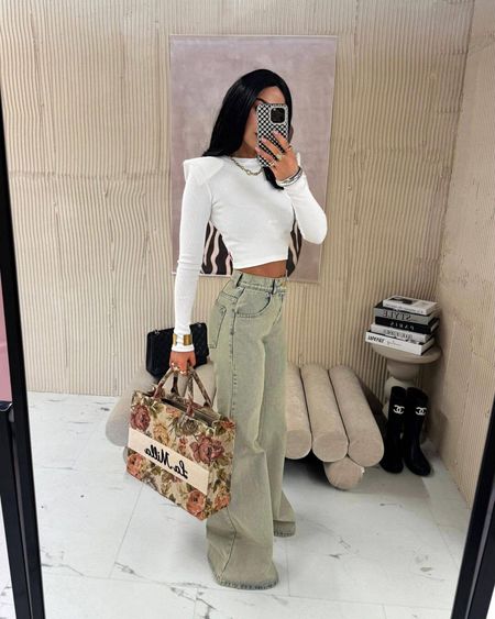 Spodnie jeansowe dzwony La Milla brudny jeans