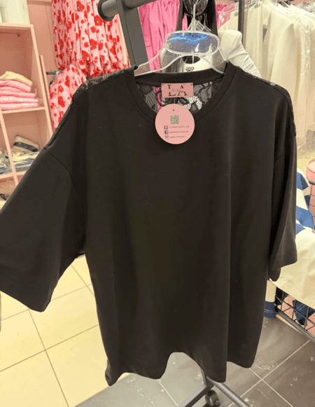 T-shirt z koronką na plecach La Milla czarny