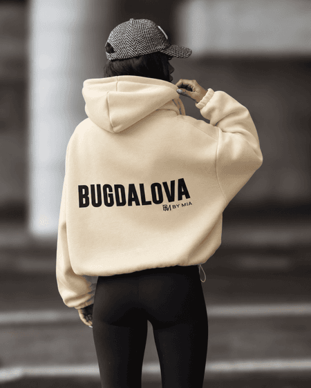 Bluza BUGDALOVA ocieplana na troczkach z kapturem By Mia budyń